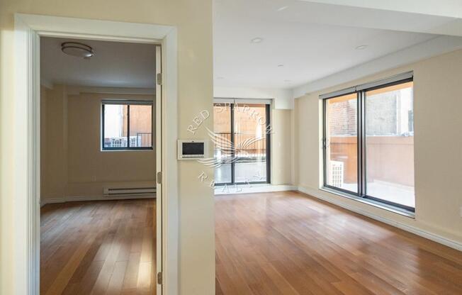 1 bed, 1 bath, 420 sqft, $3,800, Unit 2R