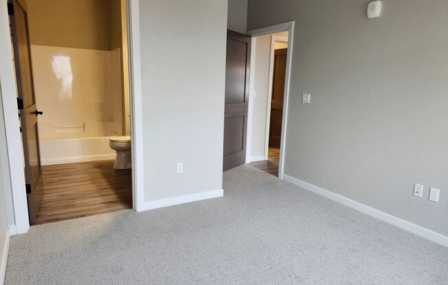 2 beds, 2 baths, 1,028 sqft, $1,675, Unit 314