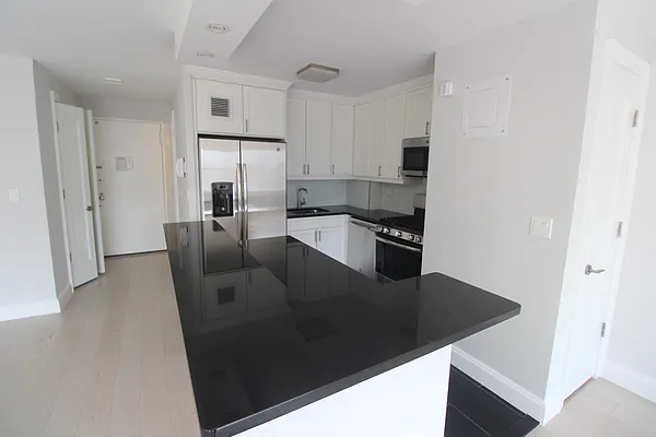 Studio, 1 bath, $9,995, Unit 25D