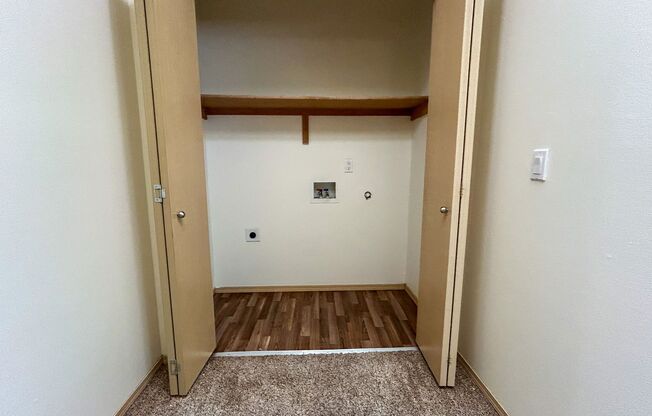 2 beds, 2.5 baths, 1,150 sqft, $1,595, Unit 3752-104