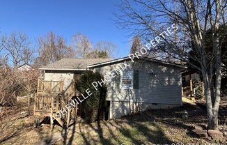 27 POPLAR LN