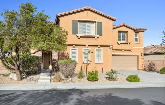 Aliante 5 Bedroom / 4 1/2 Bath