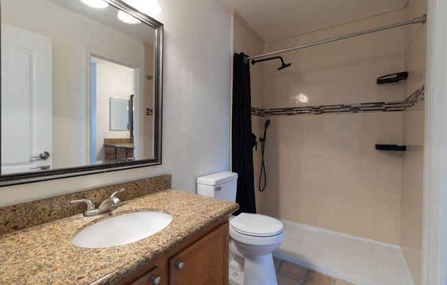 2 beds, 1.5 baths, $2,250, Unit C