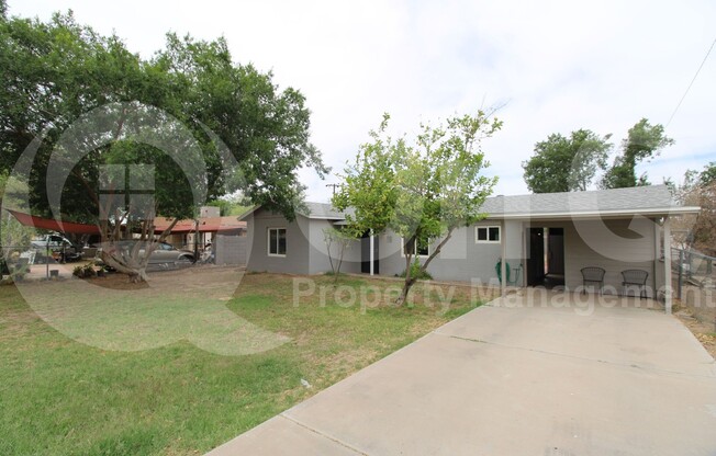 50 E VALENCIA DR