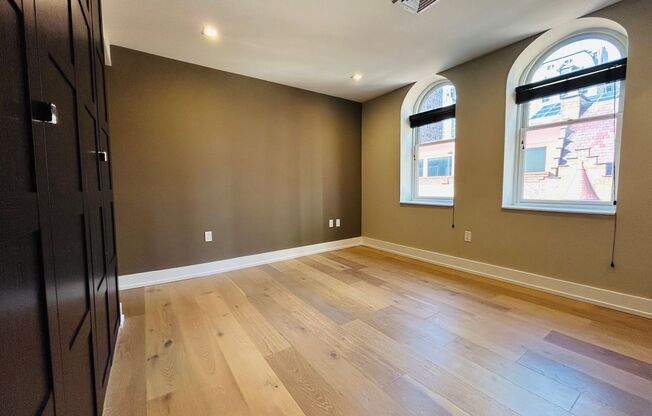 2 beds, 2 baths, 700 sqft, $3,000, Unit 507