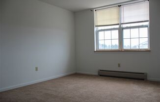 2 beds, 1 bath, 927 sqft, $1,900, Unit 535