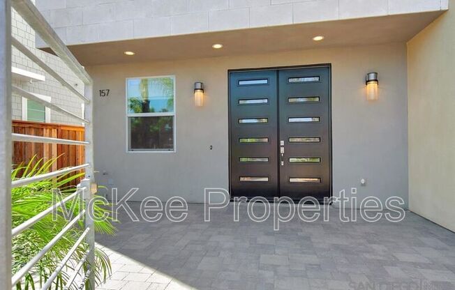 157 DONAX AVE