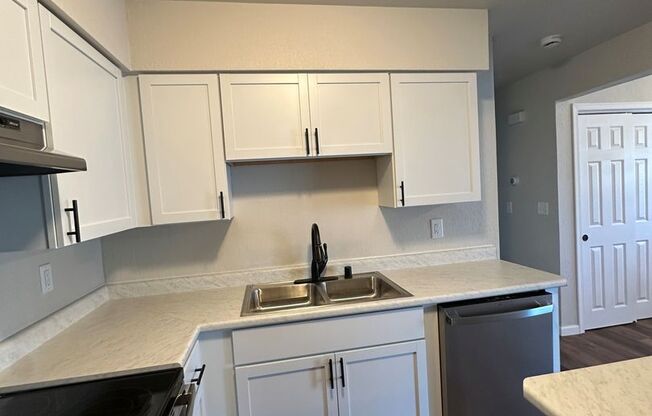 Campus Apartments - Adjacent to UWO