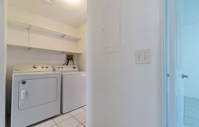 2 beds, 1 bath, $2,612.5