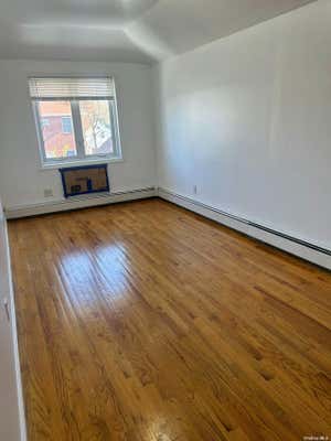 2 beds, 1 bath, $2,400