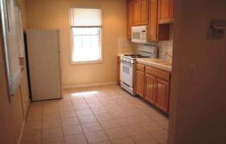 2 beds, 1 bath, $1,800