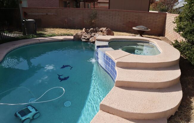 Beautiful Home AND A Pool!!!