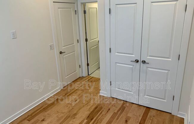 2108 KENSINGTON WALK