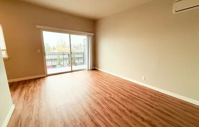 1 bed, 1 bath, 624 sqft, $1,825, Unit 305