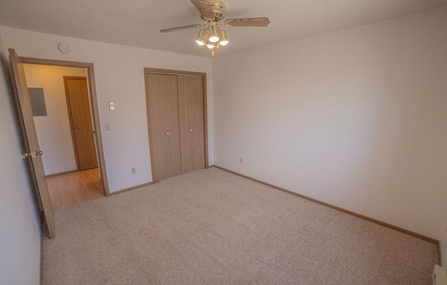 2 beds, 1 bath, 850 sqft, $750, Unit 4330-203