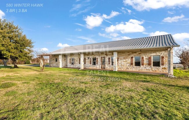 3 Bedroom, 3 Bathroom Ranch Home with Barn and Pasture for Rent in McGregor TX