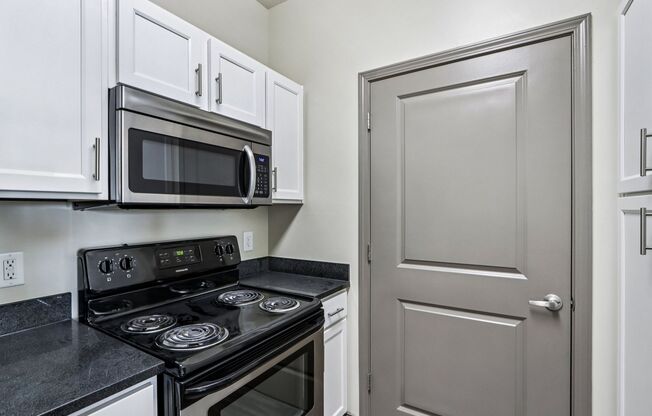 2 beds, 2 baths, 1,247 sqft, $1,549, Unit 17 - 202
