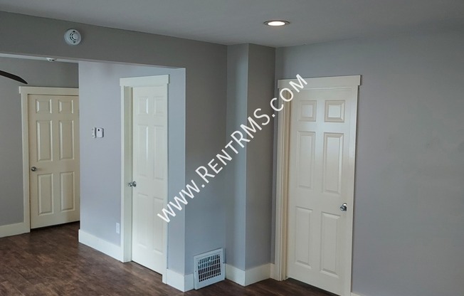 2215 SW KENILWORTH CT