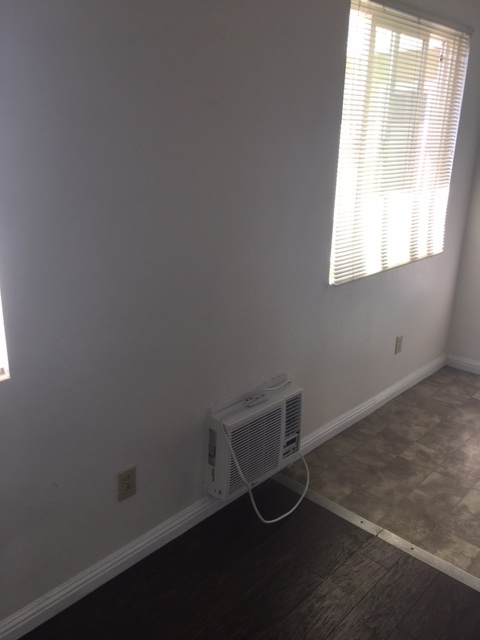 1 bed, 1 bath, 450 sqft, $1,900, Unit 8