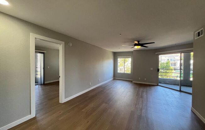 1 bed, 1 bath, 726 sqft, $2,655, Unit F-211