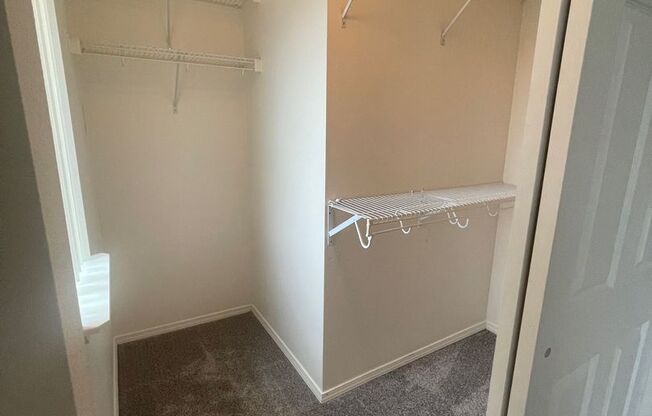 3 beds, 2.5 baths, 1,180 sqft, $1,800, Unit 2128-4855