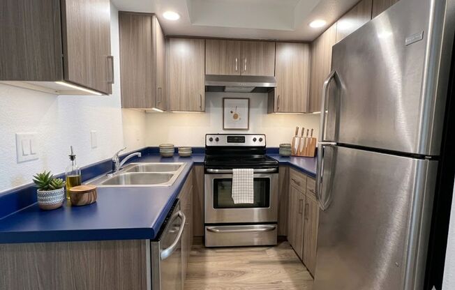 2 beds, 1.5 baths, 728 sqft, $1,550, Unit 308