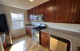 2 beds, 2 baths, 1,200 sqft, $3,200, Unit 216