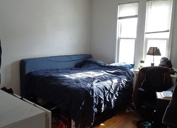 1371 COMMONWEALTH AVE