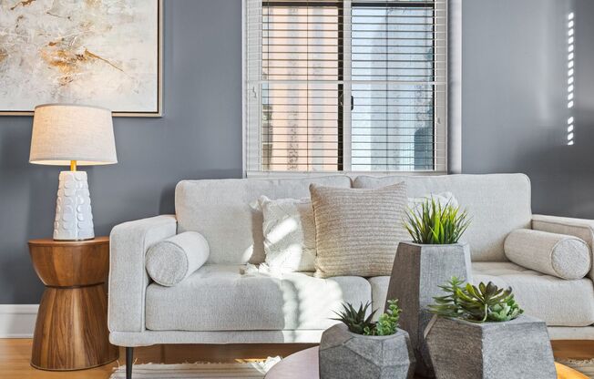 2 beds, 2 baths, 1,189 sqft, $1,560, Unit #603