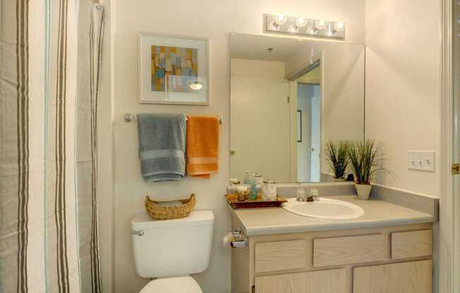 2 beds, 1.5 baths, 888 sqft, $1,895, Unit K102