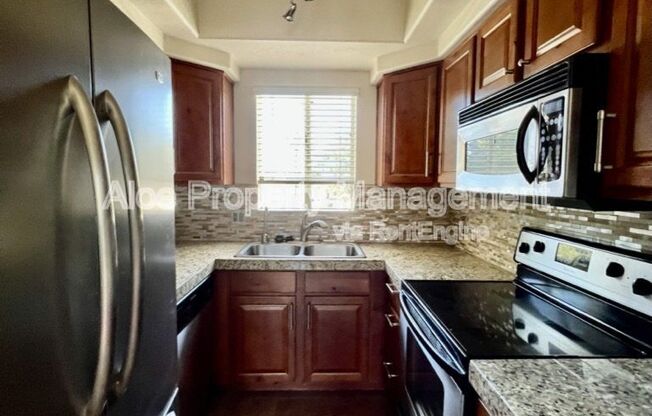 1825 W Ray Rd