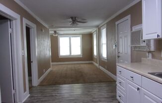 20 beds, 1 bath, $1,200, Unit Patterson St. W., 323 (S-CS)