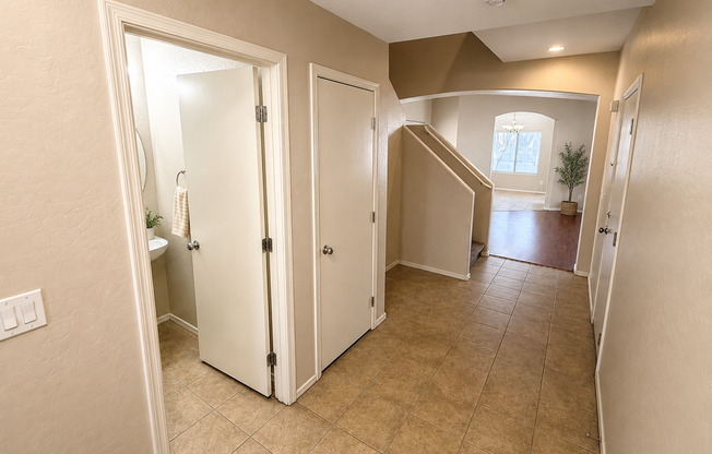 3 beds, 2.5 baths, $1,994