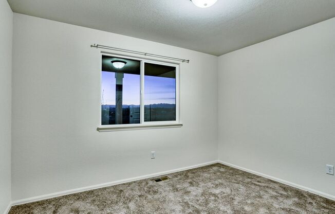 3 Bedroom 2 Bath in Raindance