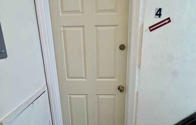 212 North Highland Avenue