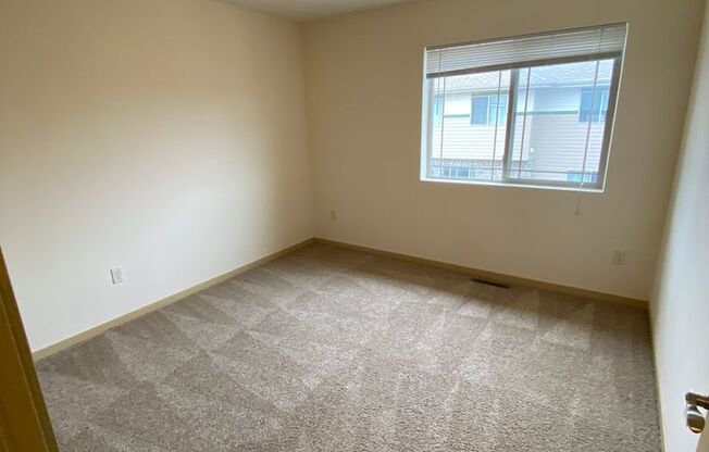 2 beds, 2.5 baths, 1,280 sqft, $1,995, Unit 4313-2