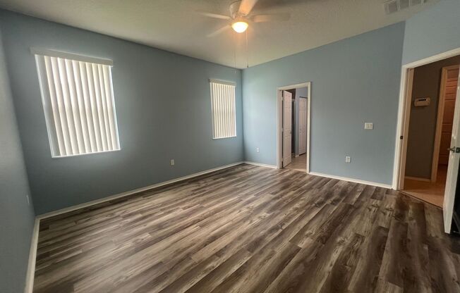 Beautiful 3 bedroom 2 bathroom pool home