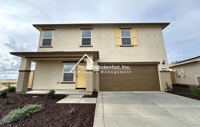 Brand New Rancho Cordova 4bd/2.5ba Home with Large Backyard!