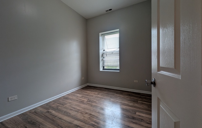 5417 S CARPENTER