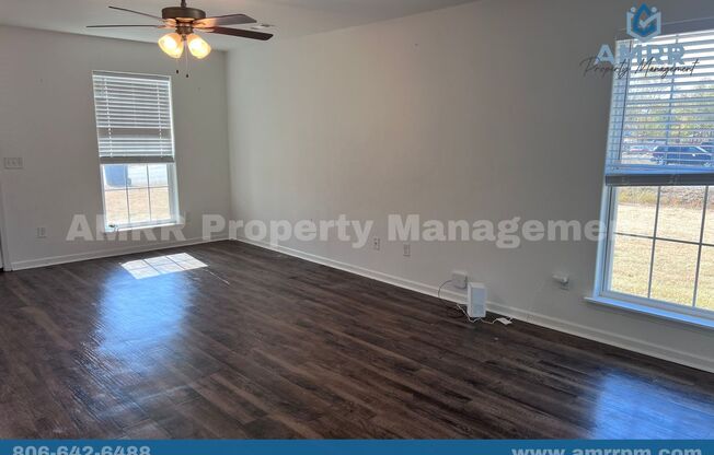 3 beds, 2 baths, $1,450