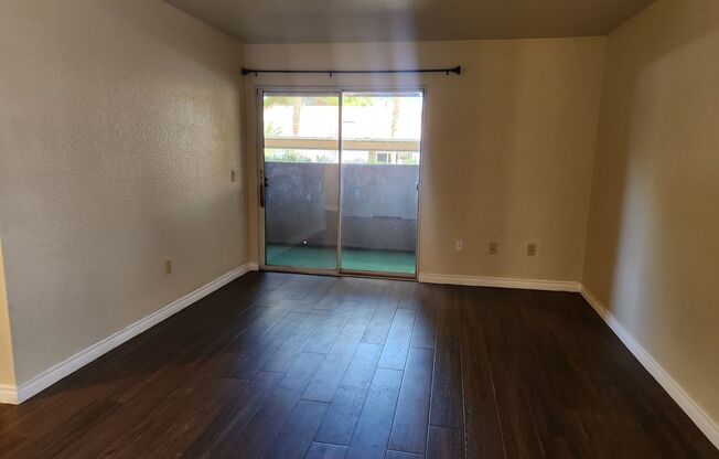Beautiful 1st-Floor Condo in Gated Summerlin Community