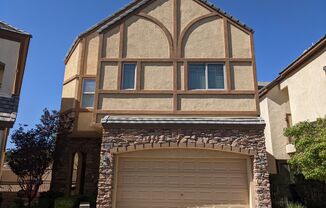 WINDSOR AT QUEENSRIDGE