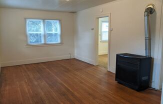 Nice 2-Bedroom, 1-Bath Duplex In Downtown Eugene!
