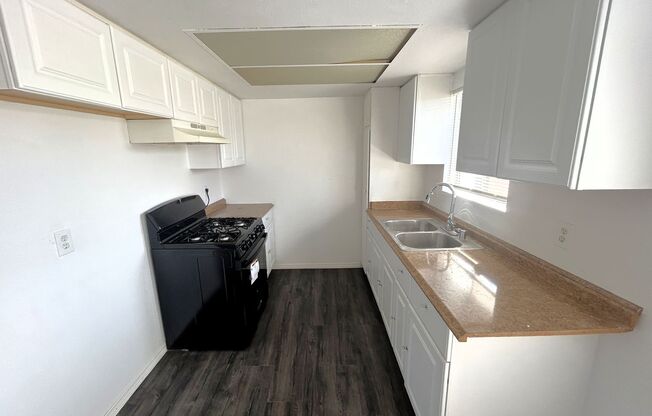 2430 S. RIDGEWOOD DR #1 WEST COVINA 91762 (2 BED / 1 BATH)