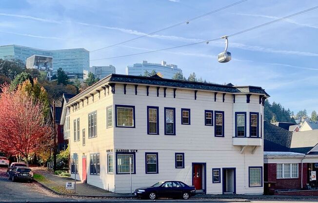 Harborview Apartments