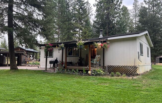 Available Now! North Deer Park - 3 bedroom, 2 bathroom Single Family Home on 10 Acres!