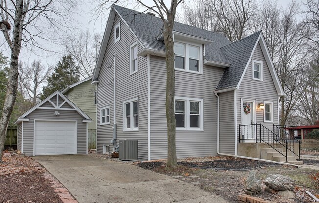 3 Bedroom updated home Near Campus - Available August 2025