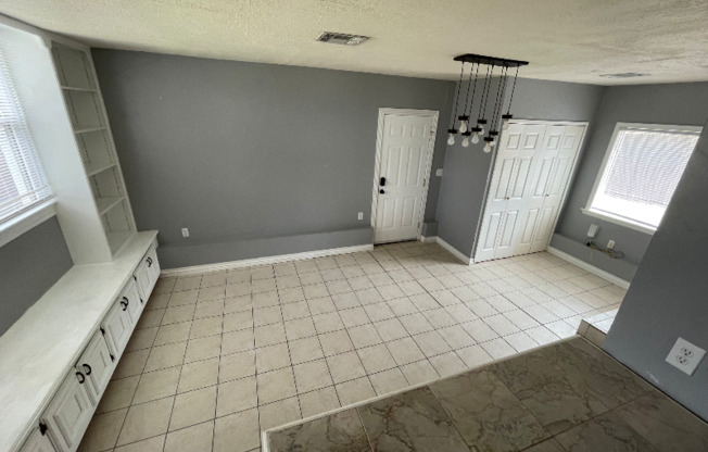 1631 ANDOVER CT