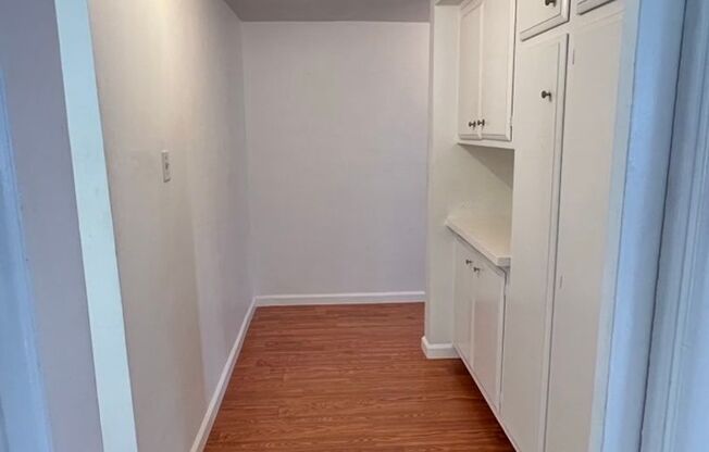 2 beds, 1 bath, $2,995, Unit 01