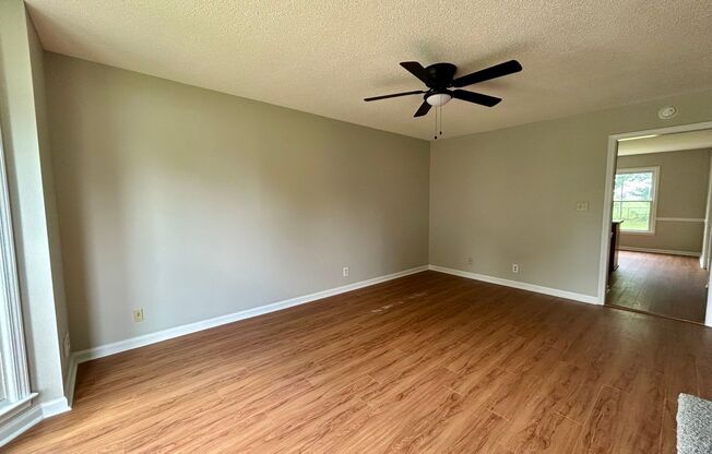 1225 Cobblestone Lane